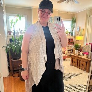 Anthropologie neutral mixed texture vest in L